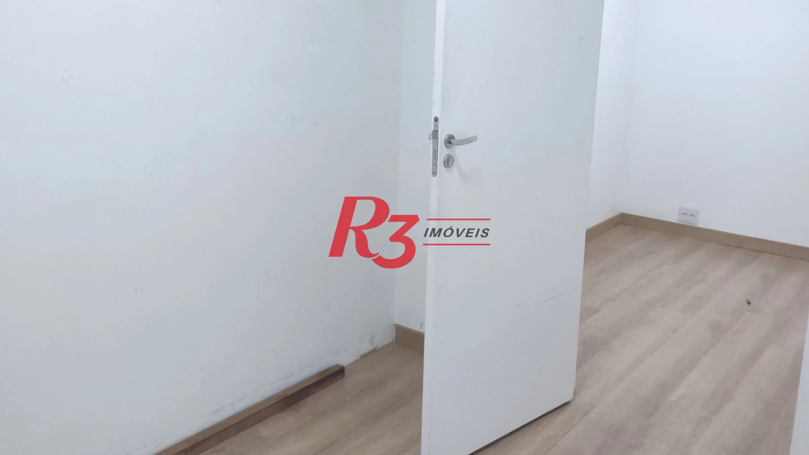 Loja, 55 m² - venda por R$ 300.000,00 ou aluguel por R$ 3.000,00/mês - Centro - Santos/SP