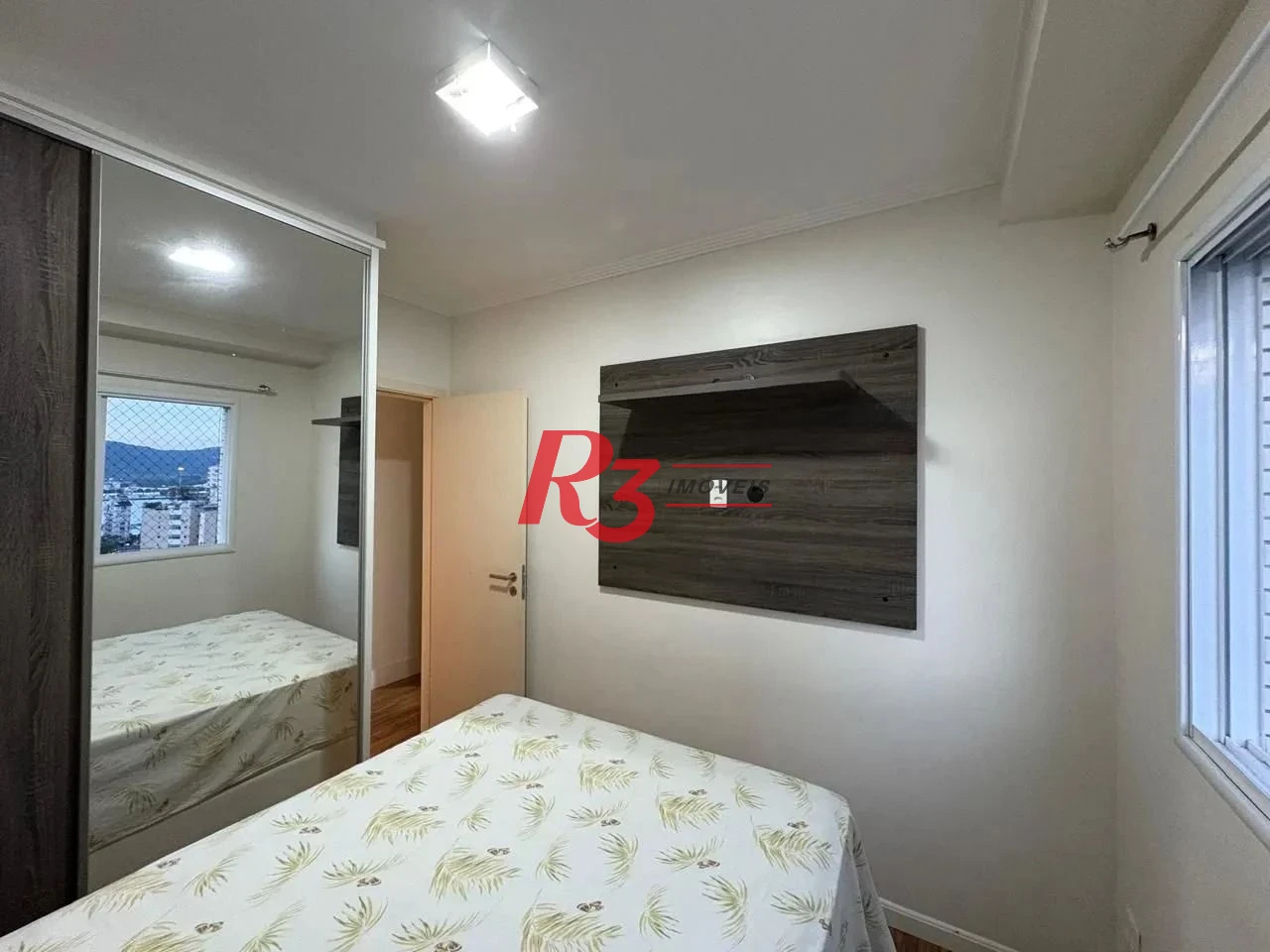 Apartamento com 2 dormitórios à venda, 77 m² por R$ 1.172.000,00 - Ponta da Praia - Santos/SP
