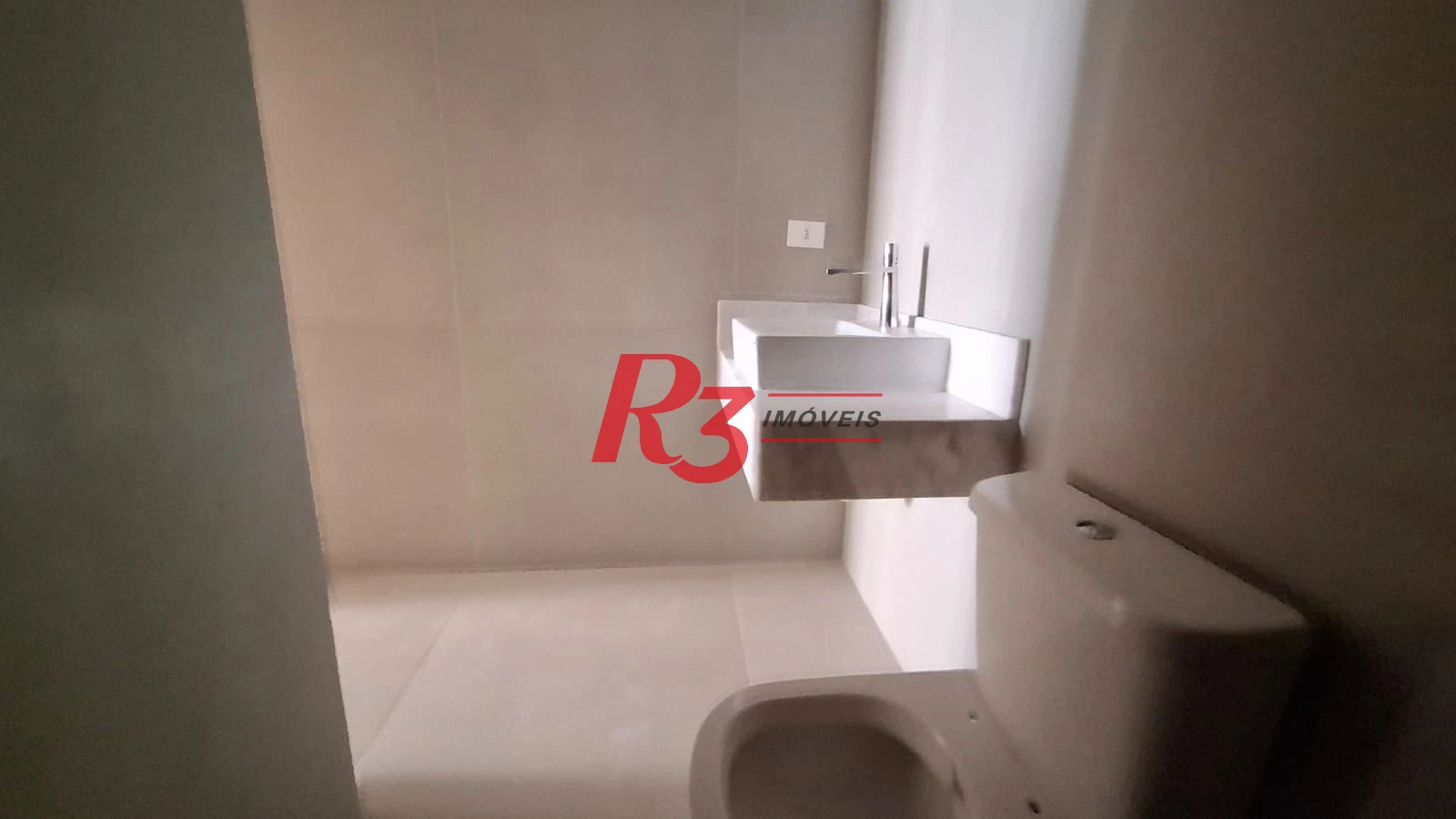 Apartamento com 2 dormitórios à venda, 75 m² por R$ 860.000,00 - José Menino - Santos/SP