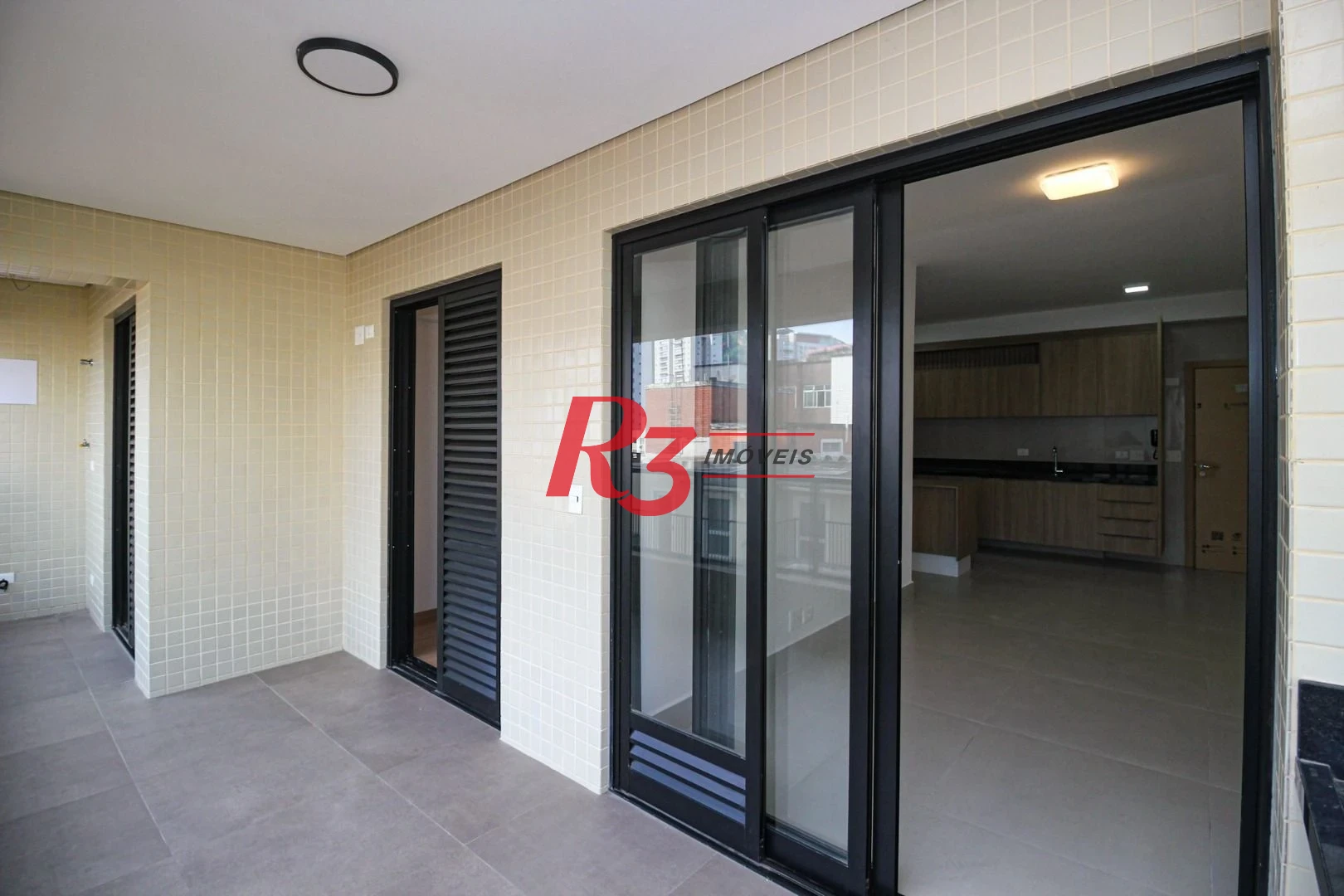 Apartamento com 2 dormitórios à venda, 75 m² por R$ 860.000,00 - José Menino - Santos/SP