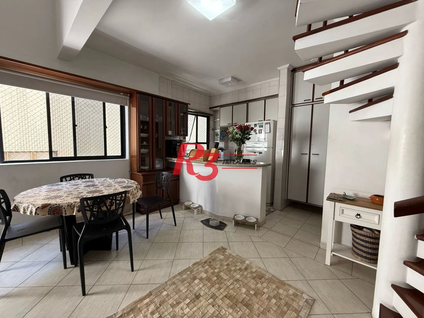 Apartamento Duplex com 1 dormitório à venda, 83 m² por R$ 480.000,00 - Ponta da Praia - Santos/SP