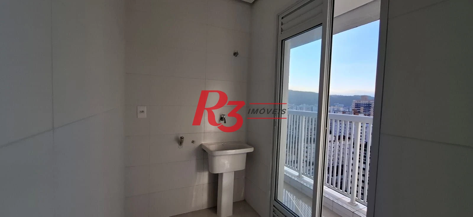 Apartamento à venda, 74 m² por R$ 1.070.000,00 - Gonzaga - Santos/SP