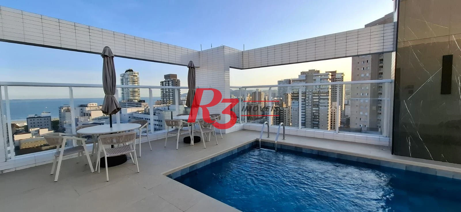 Apartamento à venda, 74 m² por R$ 1.070.000,00 - Gonzaga - Santos/SP