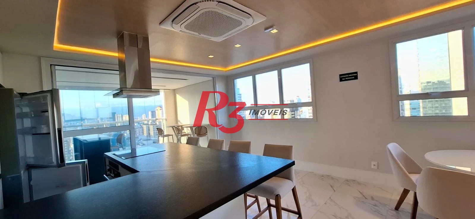 Apartamento à venda, 74 m² por R$ 1.070.000,00 - Gonzaga - Santos/SP