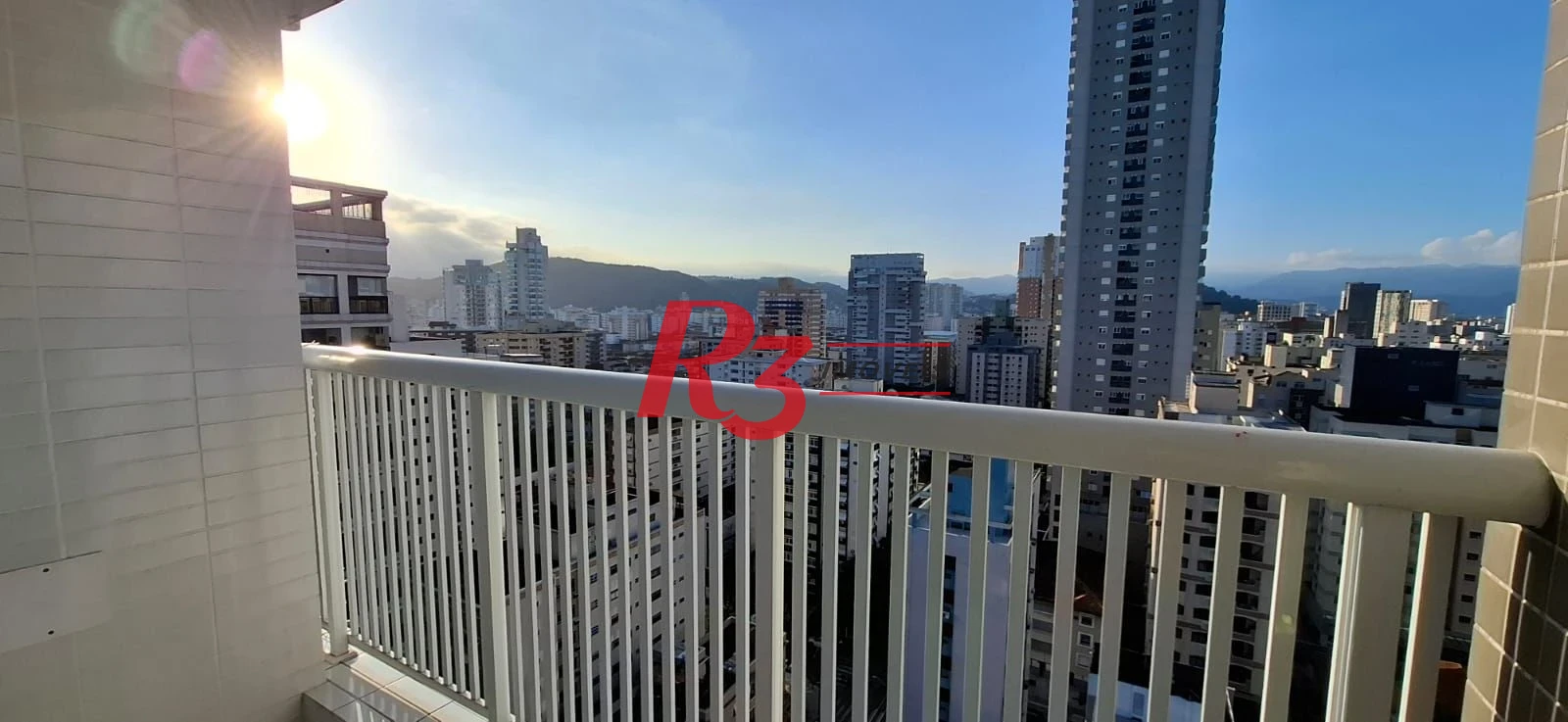 Apartamento à venda, 74 m² por R$ 1.070.000,00 - Gonzaga - Santos/SP