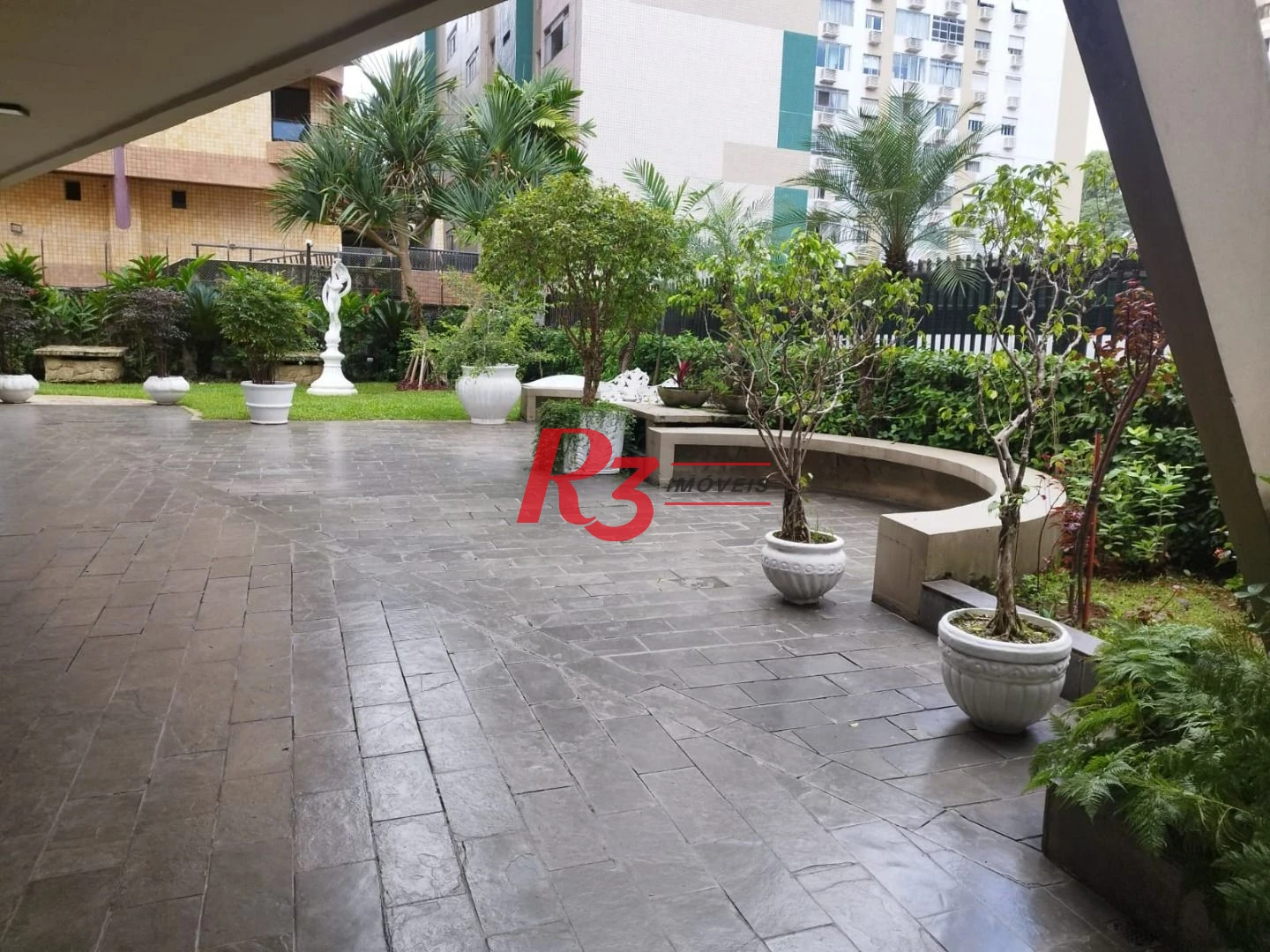 Apartamento com 2 dormitórios à venda, 110 m² por R$ 1.049.000,00 - Aparecida - Santos/SP