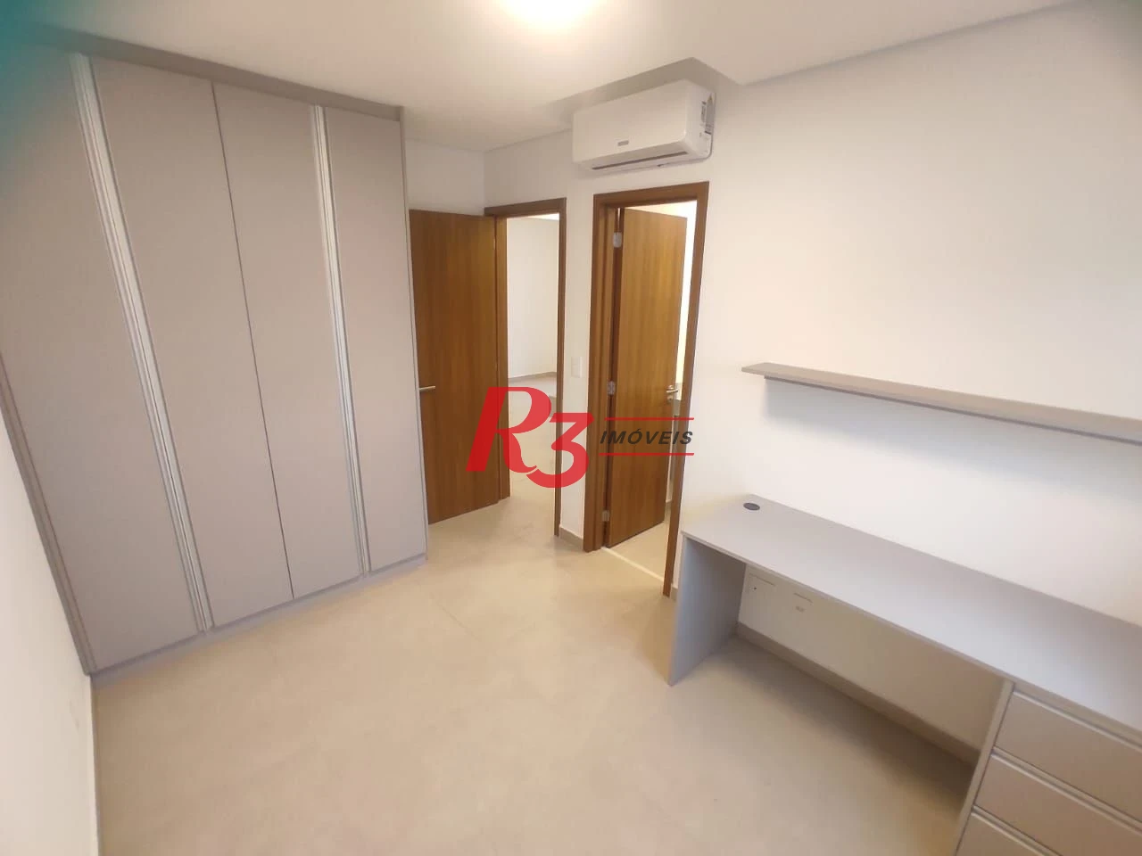 Apartamento com 2 dormitórios para alugar, 74 m² por R$ 5.003,00/mês - Boqueirão - Santos/SP