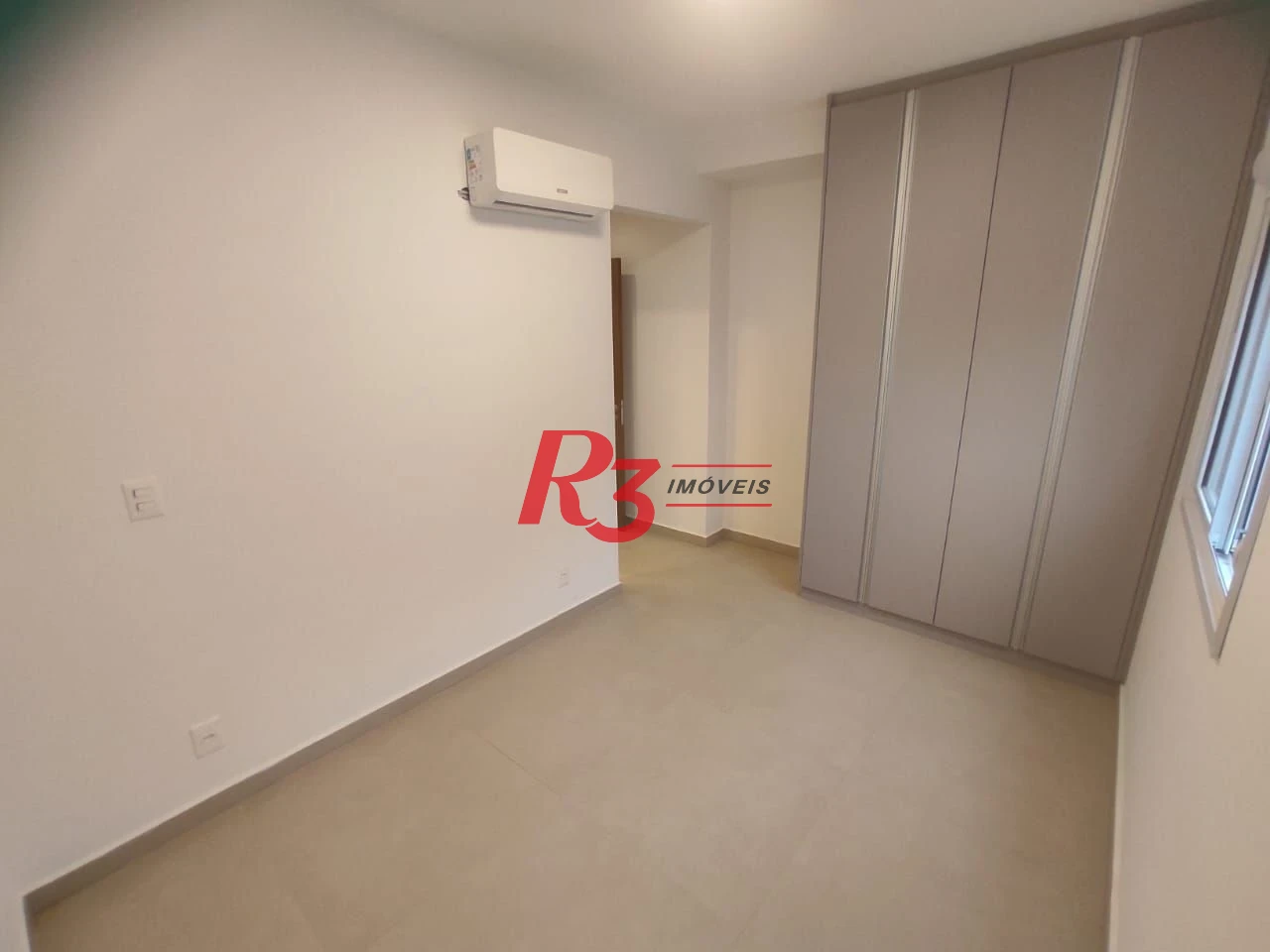 Apartamento com 2 dormitórios para alugar, 74 m² por R$ 5.003,00/mês - Boqueirão - Santos/SP