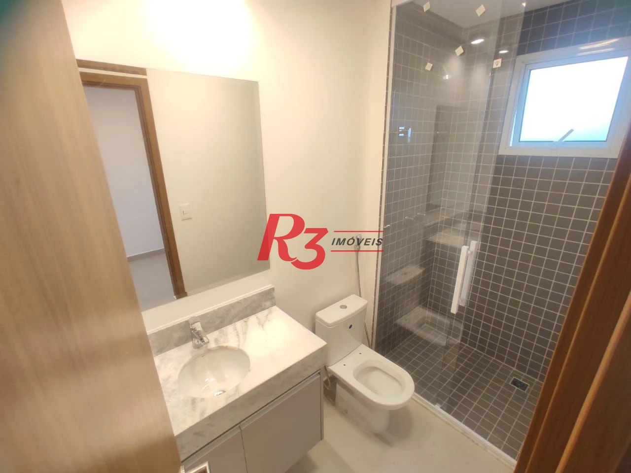Apartamento com 2 dormitórios para alugar, 74 m² por R$ 5.003,00/mês - Boqueirão - Santos/SP