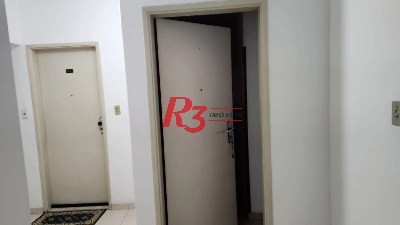 Apartamento com 2 dormitórios à venda, 65 m² por R$ 530.000,00 - José Menino - Santos/SP