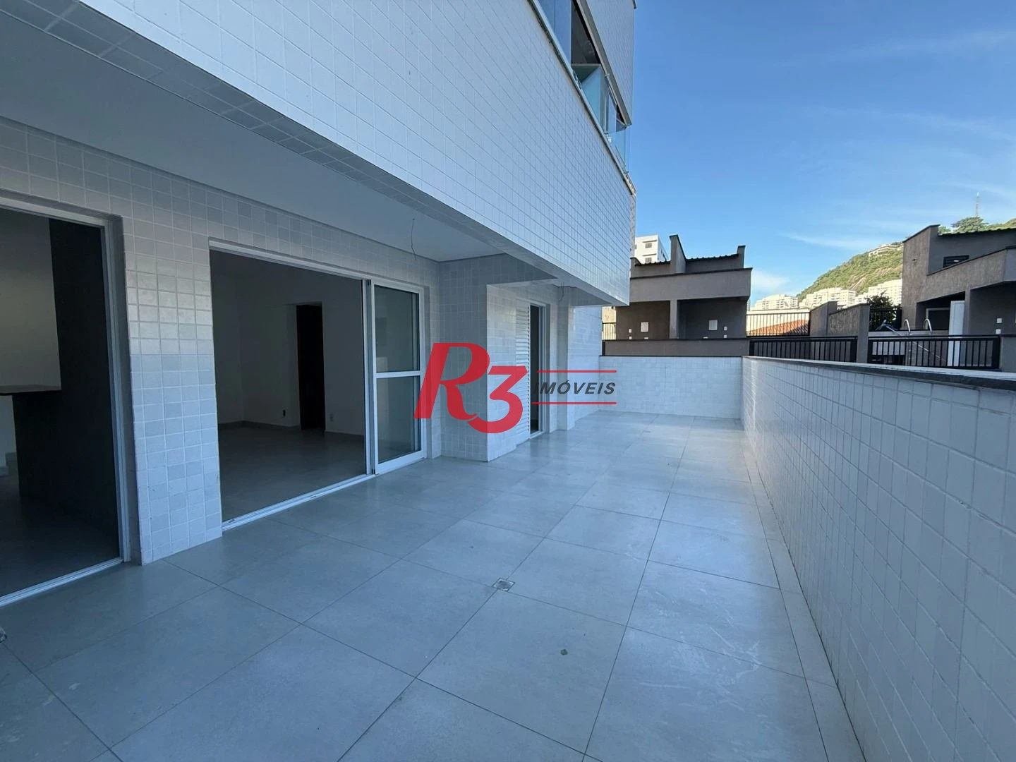 Apartamento Garden com 2 dormitórios à venda, 59 m² por R$ 570.000,00 - Marapé - Santos/SP