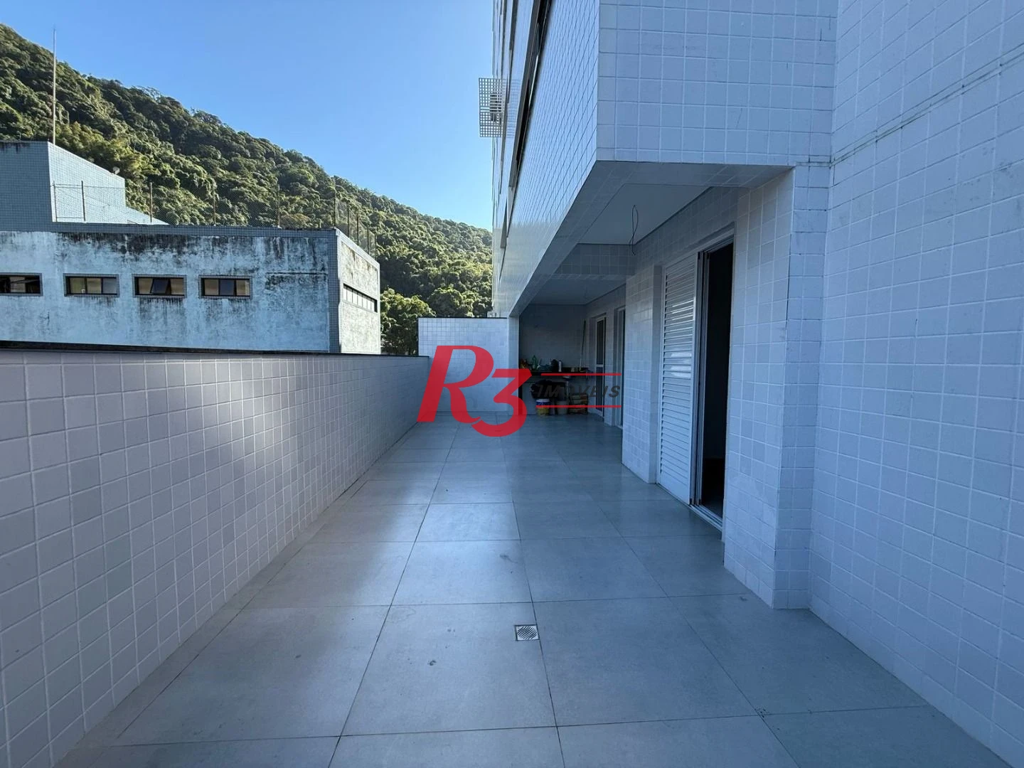 Apartamento Garden com 2 dormitórios à venda, 59 m² por R$ 570.000,00 - Marapé - Santos/SP