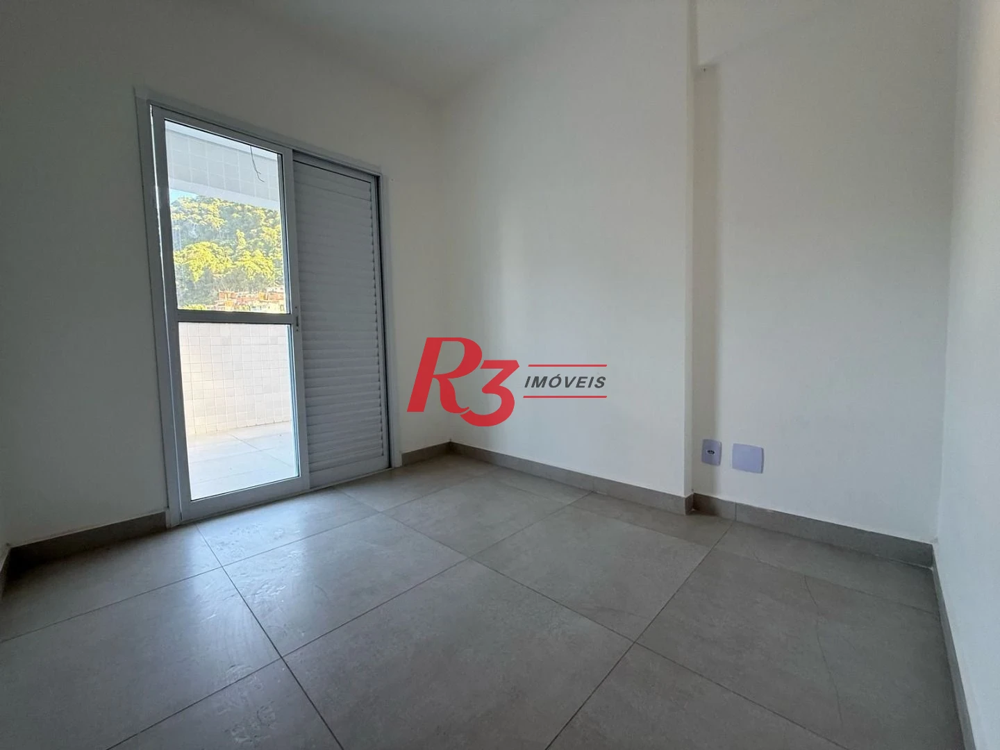 Apartamento Garden com 2 dormitórios à venda, 59 m² por R$ 570.000,00 - Marapé - Santos/SP