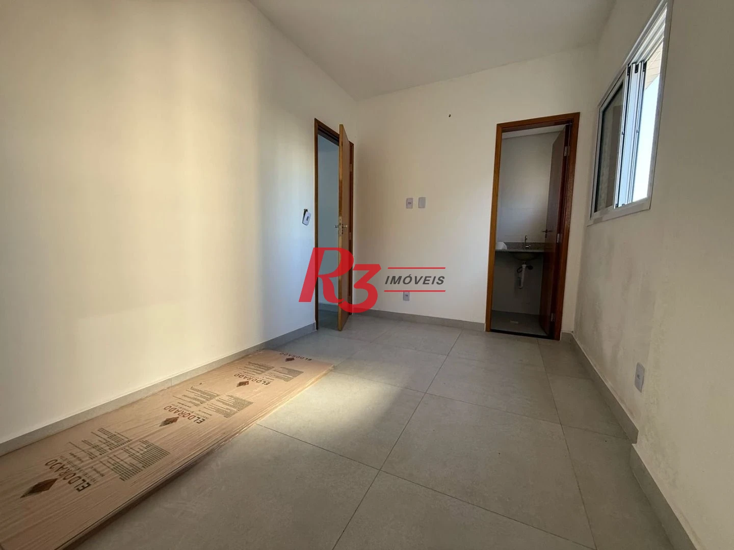 Apartamento Garden com 2 dormitórios à venda, 59 m² por R$ 570.000,00 - Marapé - Santos/SP