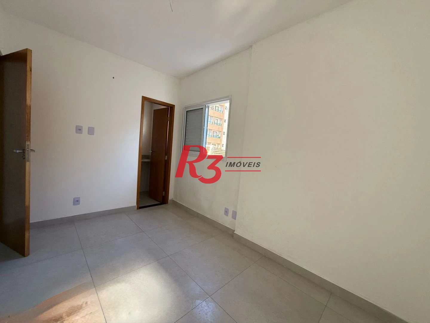 Apartamento Garden com 2 dormitórios à venda, 59 m² por R$ 570.000,00 - Marapé - Santos/SP