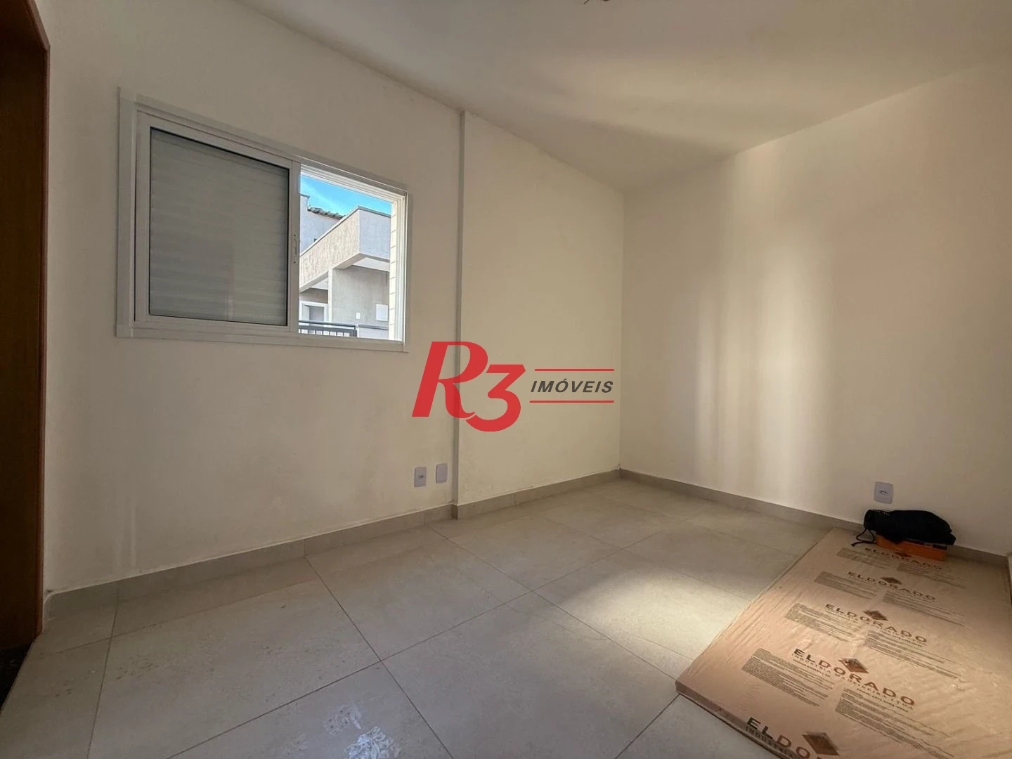 Apartamento Garden com 2 dormitórios à venda, 59 m² por R$ 570.000,00 - Marapé - Santos/SP