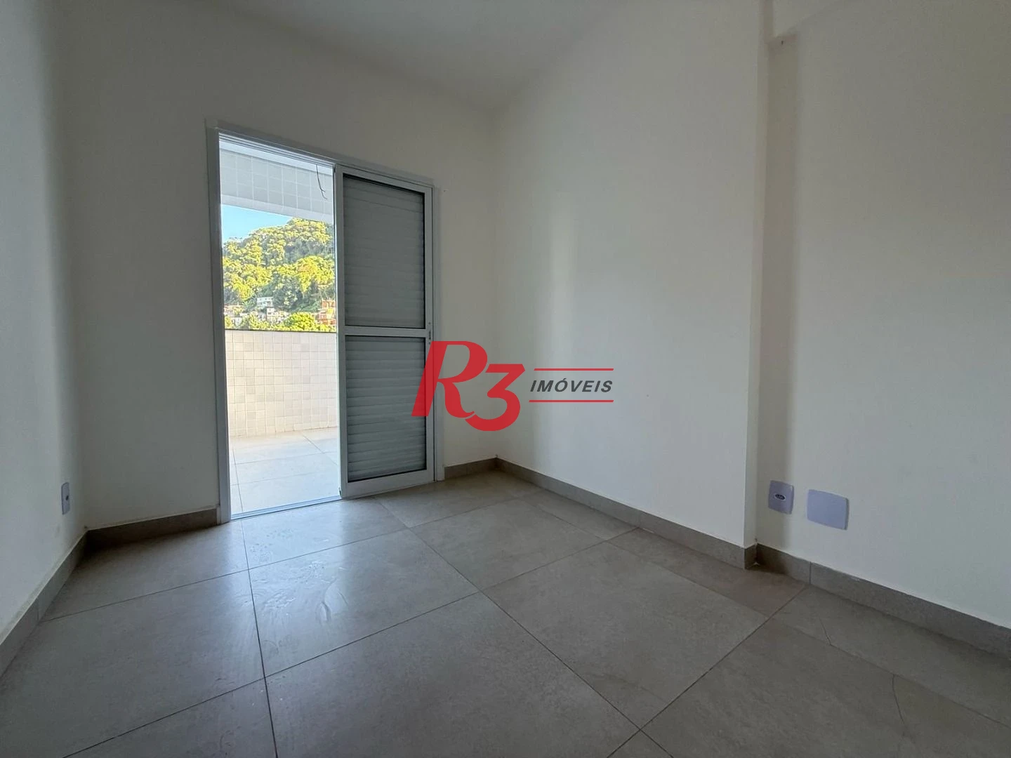 Apartamento Garden com 2 dormitórios à venda, 59 m² por R$ 570.000,00 - Marapé - Santos/SP