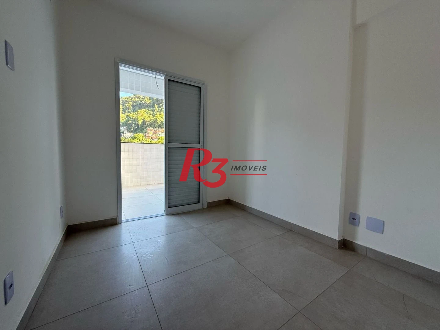 Apartamento Garden com 2 dormitórios à venda, 59 m² por R$ 570.000,00 - Marapé - Santos/SP