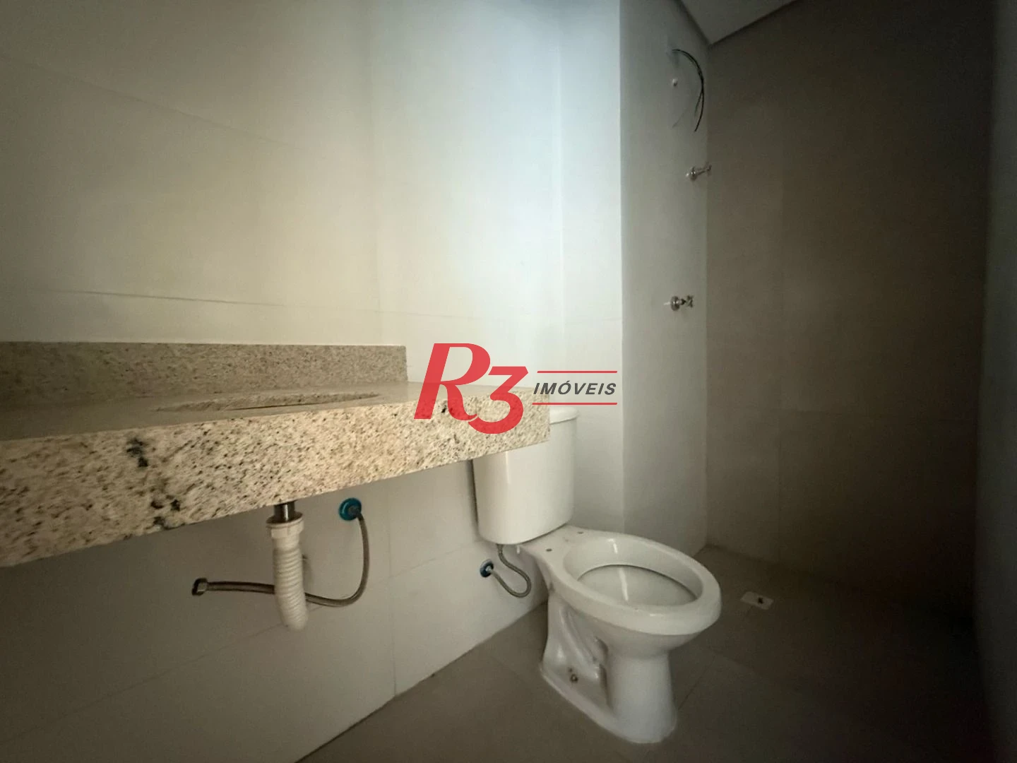 Apartamento Garden com 2 dormitórios à venda, 59 m² por R$ 570.000,00 - Marapé - Santos/SP