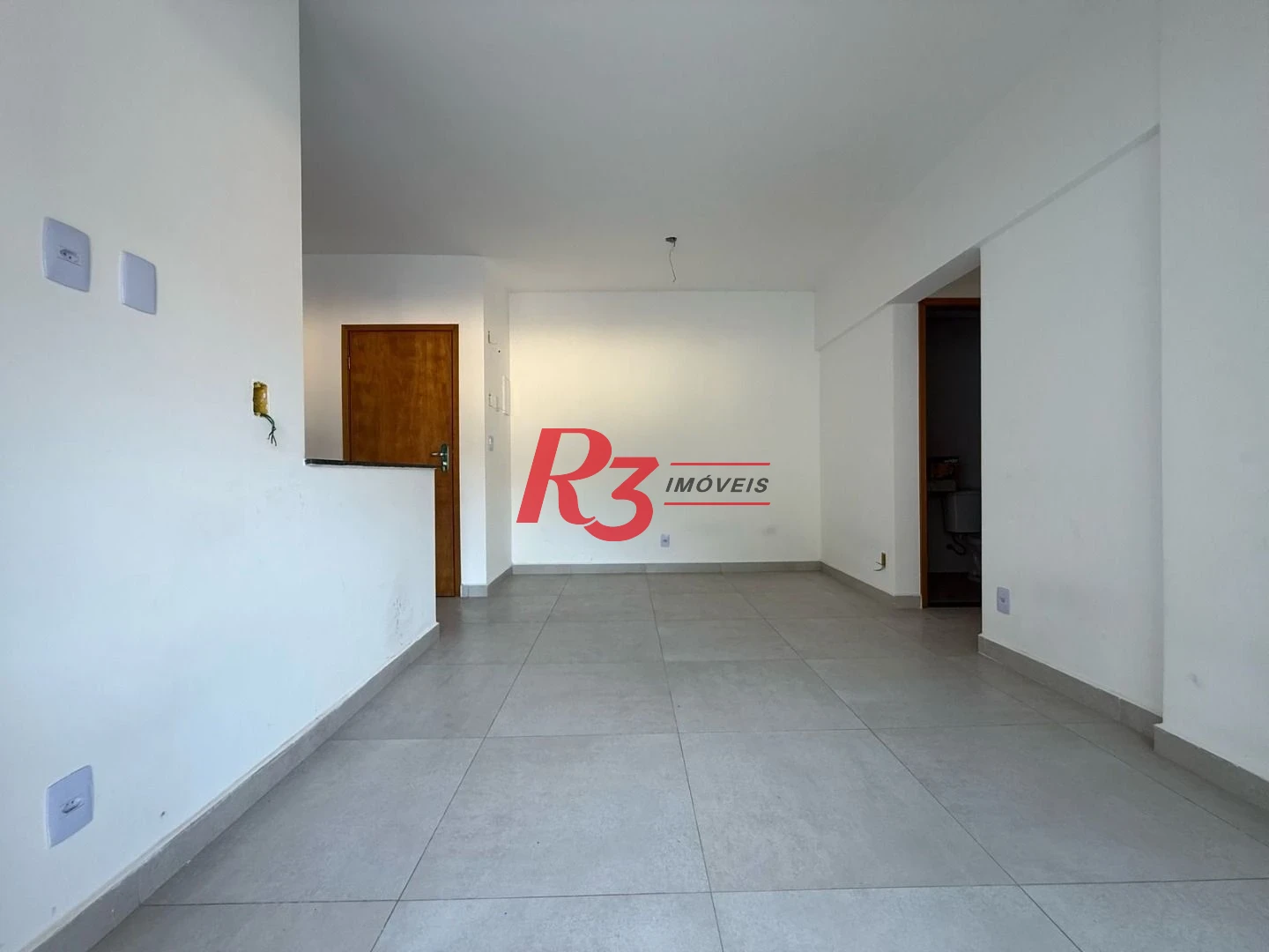 Apartamento Garden com 2 dormitórios à venda, 59 m² por R$ 570.000,00 - Marapé - Santos/SP