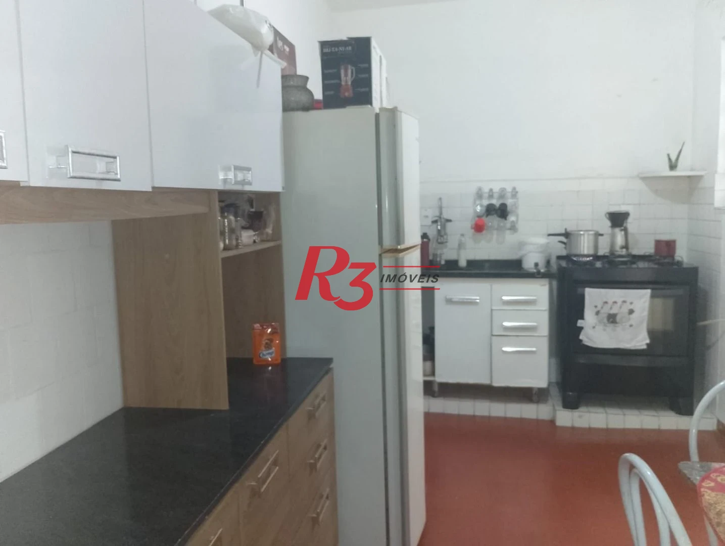 Apartamento com 2 dormitórios à venda, 60 m² por R$ 360.000,00 - Gonzaga - Santos/SP