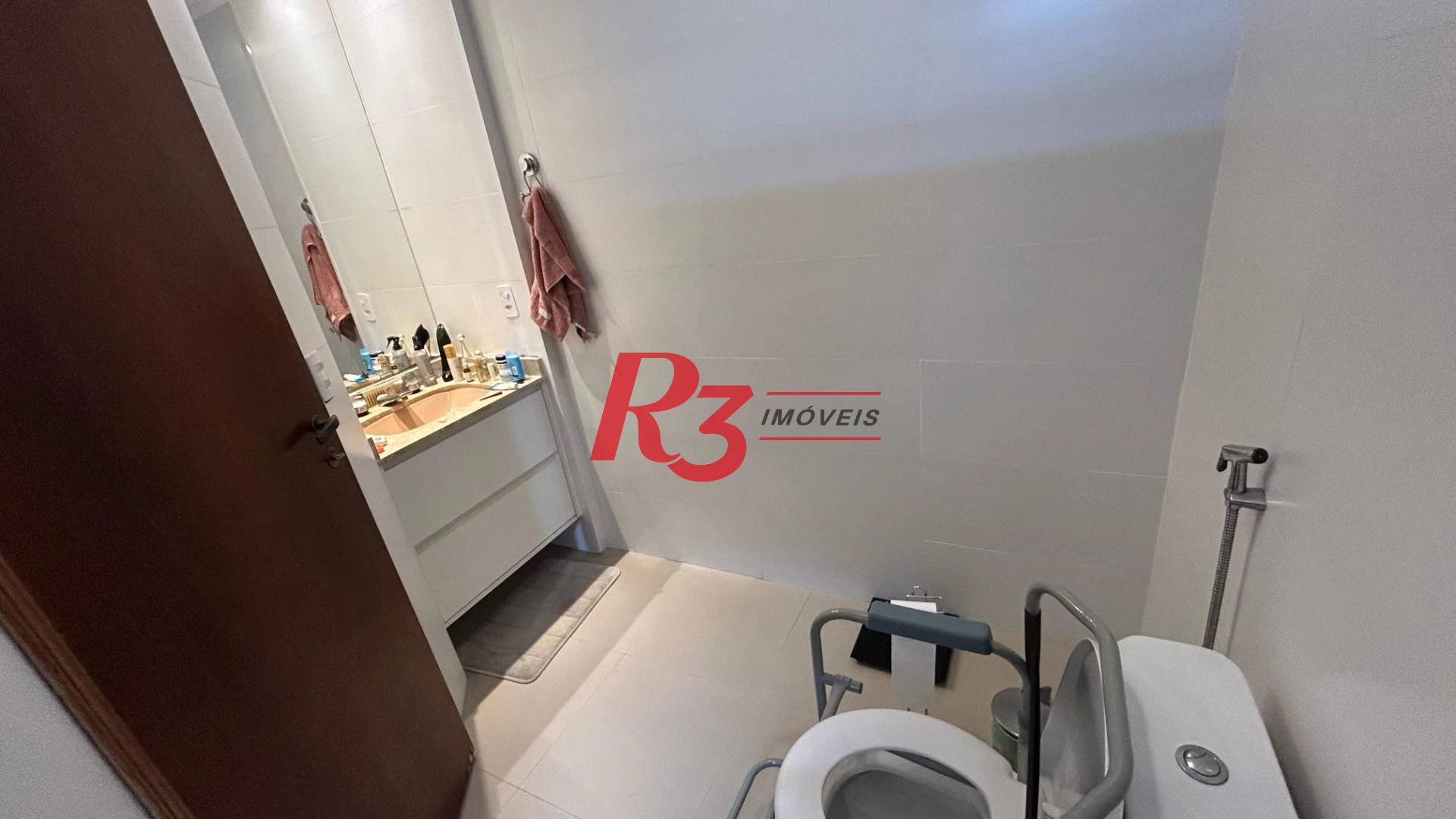 Apartamento com 3 dormitórios à venda, 98 m² por R$ 850.000,00 - Ponta da Praia - Santos/SP