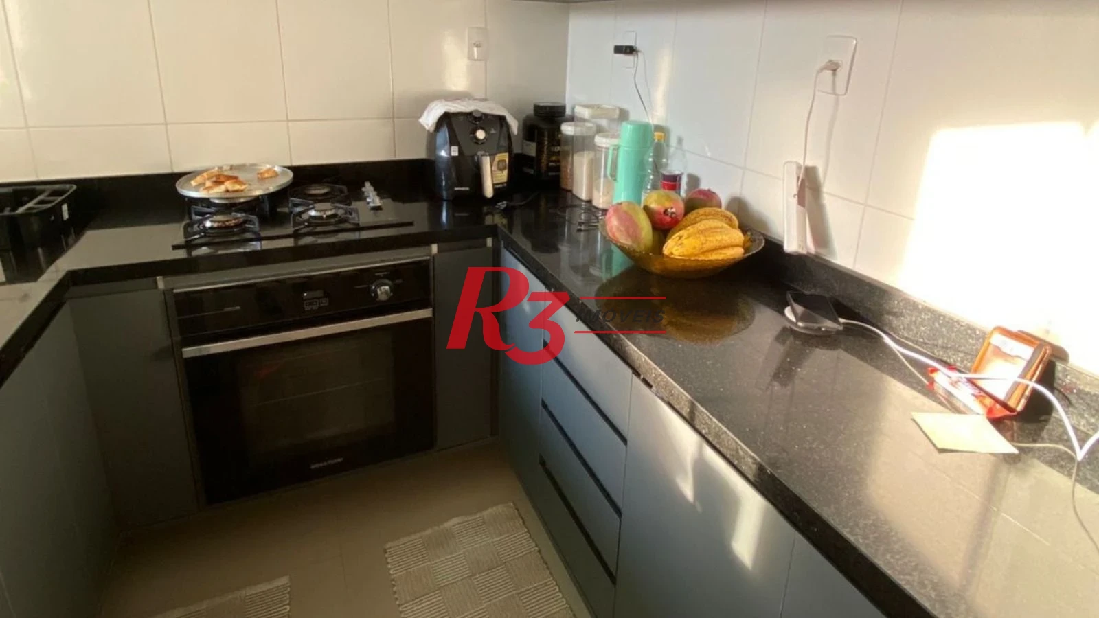 Apartamento à venda, 75 m² por R$ 330.000,00 - Vila Matias - Santos/SP