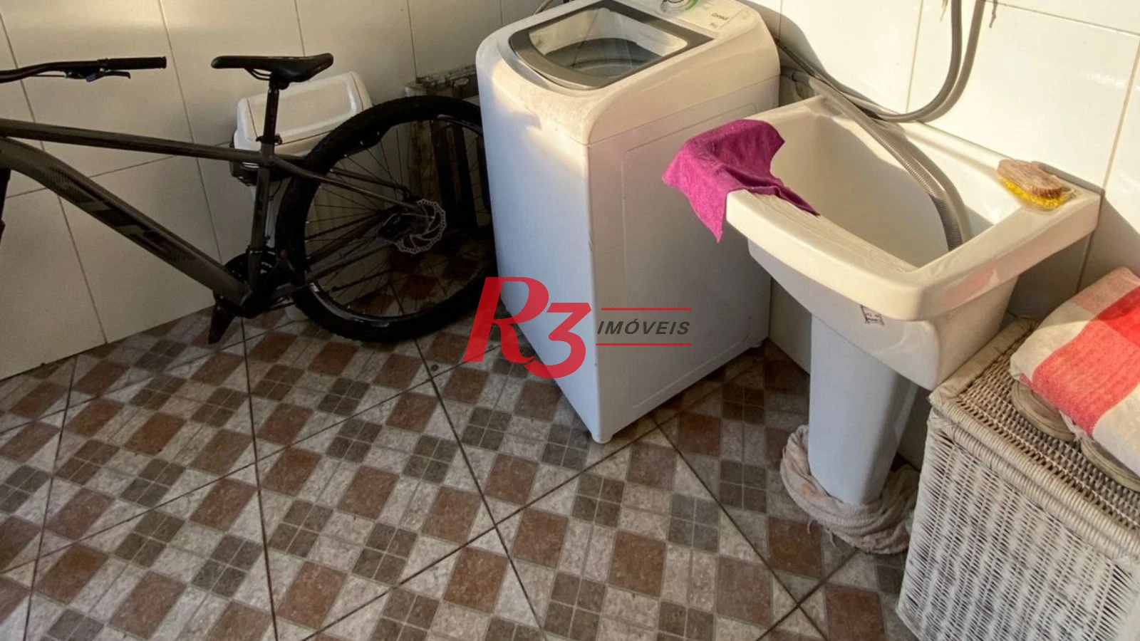 Apartamento à venda, 75 m² por R$ 330.000,00 - Vila Matias - Santos/SP