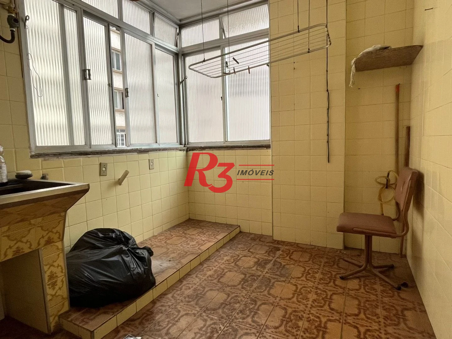 Apartamento com 3 dormitórios à venda, 180 m² por R$ 1.284.000,00 - Gonzaga - Santos/SP