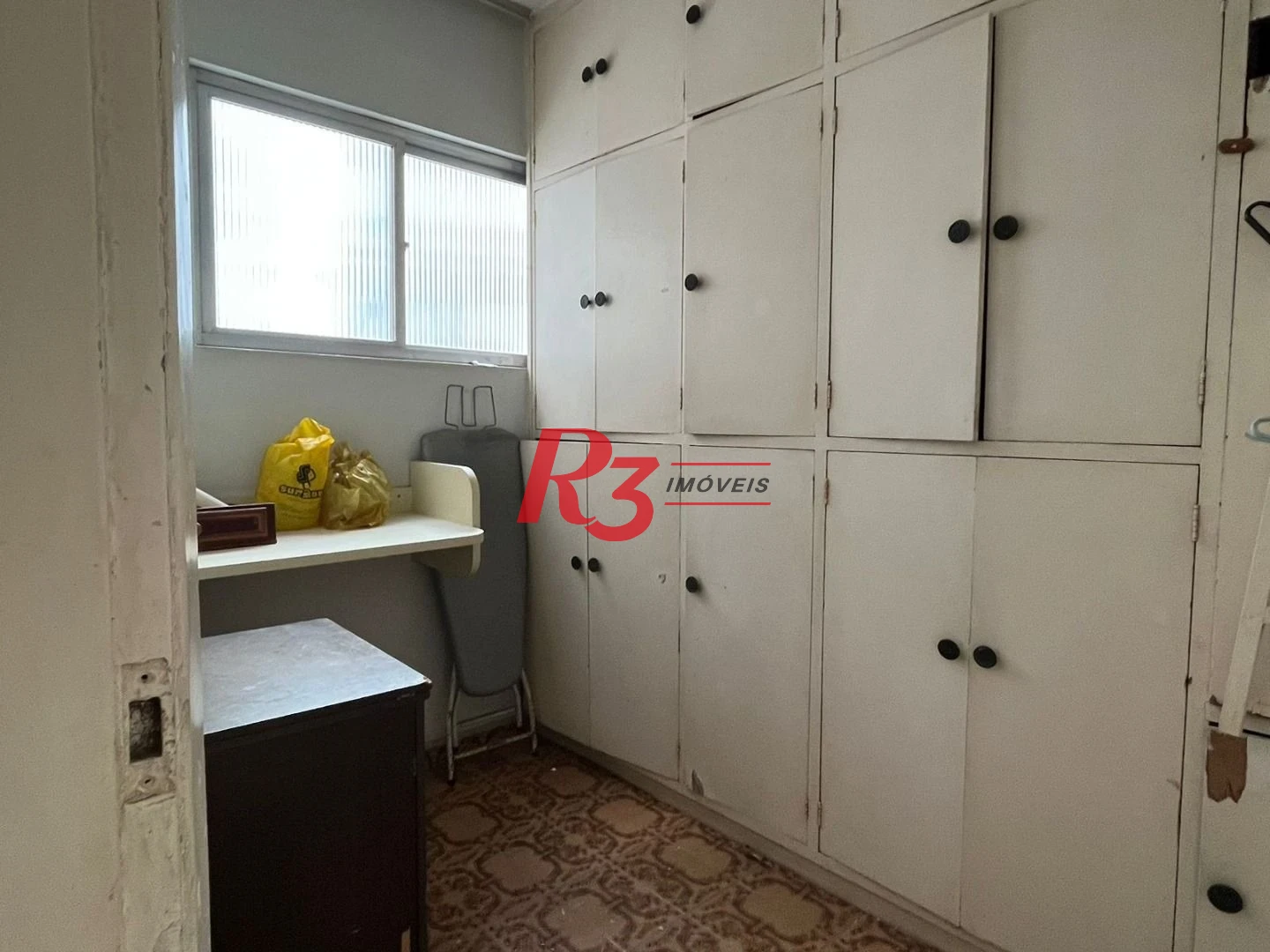 Apartamento com 3 dormitórios à venda, 180 m² por R$ 1.284.000,00 - Gonzaga - Santos/SP