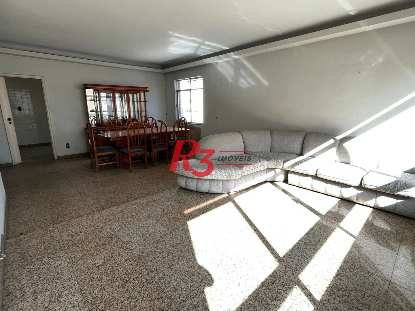 Apartamento com 3 dormitórios à venda, 180 m² por R$ 1.284.000,00 - Gonzaga - Santos/SP