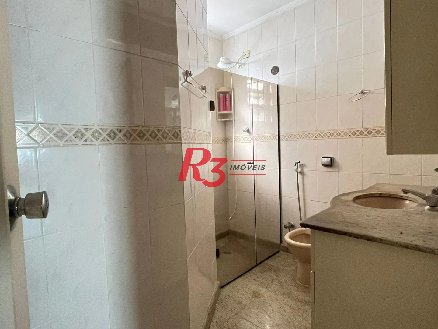 Apartamento com 3 dormitórios à venda, 180 m² por R$ 1.284.000,00 - Gonzaga - Santos/SP
