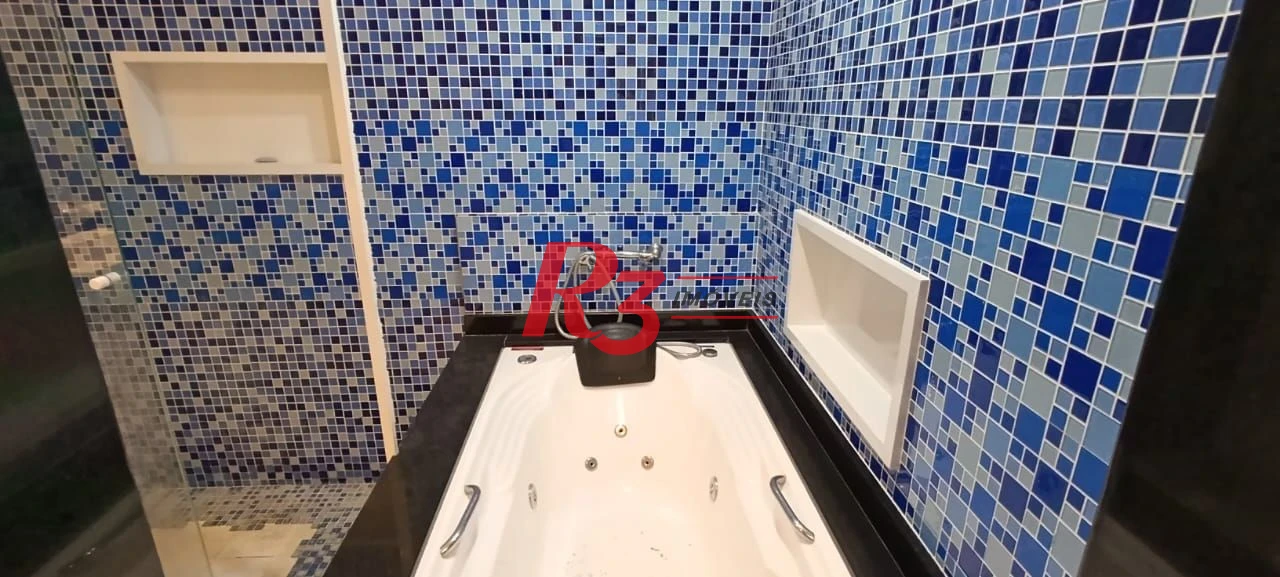 Cobertura com 3 dormitórios à venda, 189 m² por R$ 2.300.000,00 - Ponta da Praia - Santos/SP