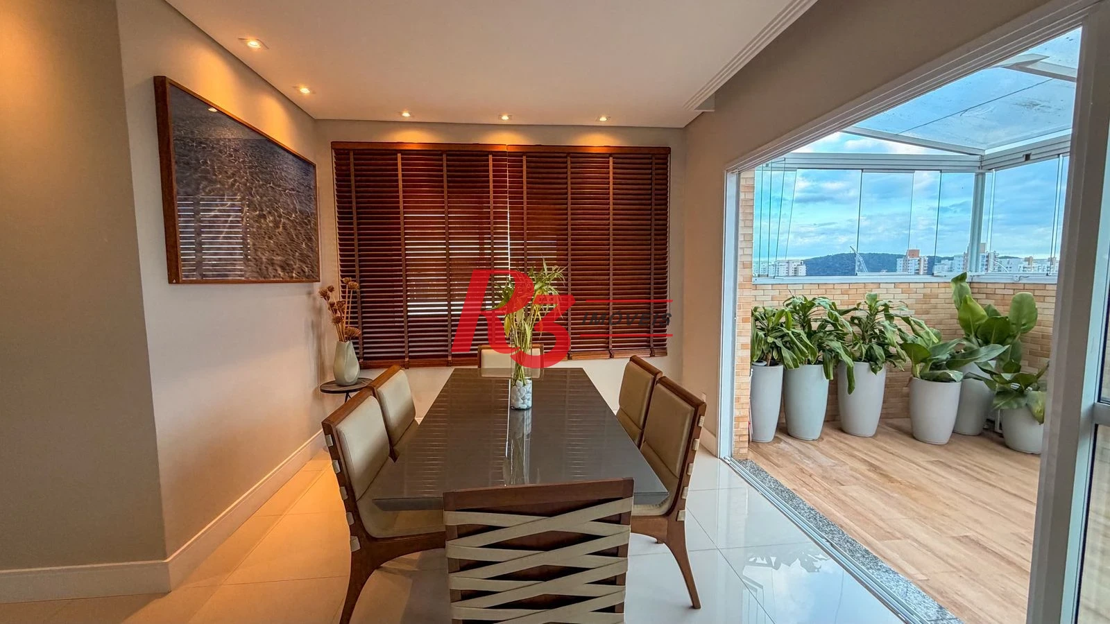 Cobertura com 3 dormitórios à venda, 189 m² por R$ 2.390.000,00 - Ponta da Praia - Santos/SP