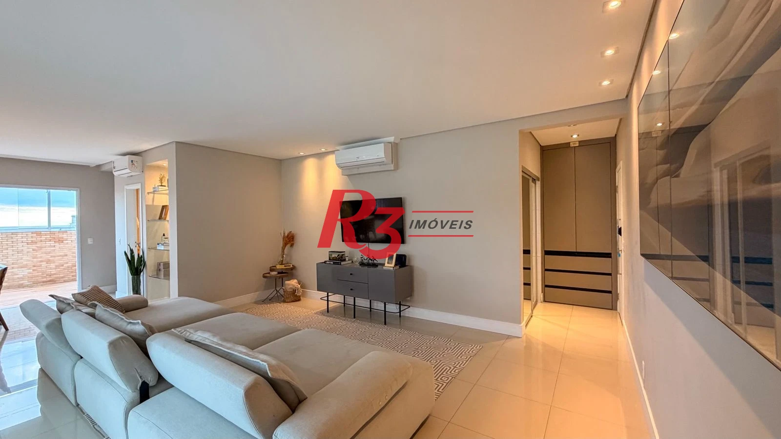 Cobertura com 3 dormitórios à venda, 189 m² por R$ 2.390.000,00 - Ponta da Praia - Santos/SP