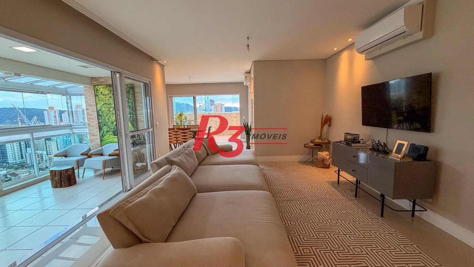 Cobertura com 3 dormitórios à venda, 189 m² por R$ 2.390.000,00 - Ponta da Praia - Santos/SP
