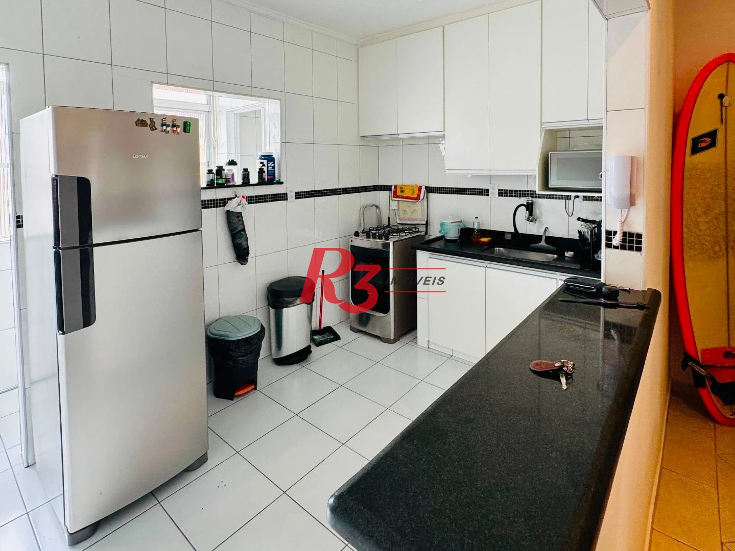 Apartamento com 2 dormitórios à venda, 70 m² por R$ 375.000,00 - Embaré - Santos/SP