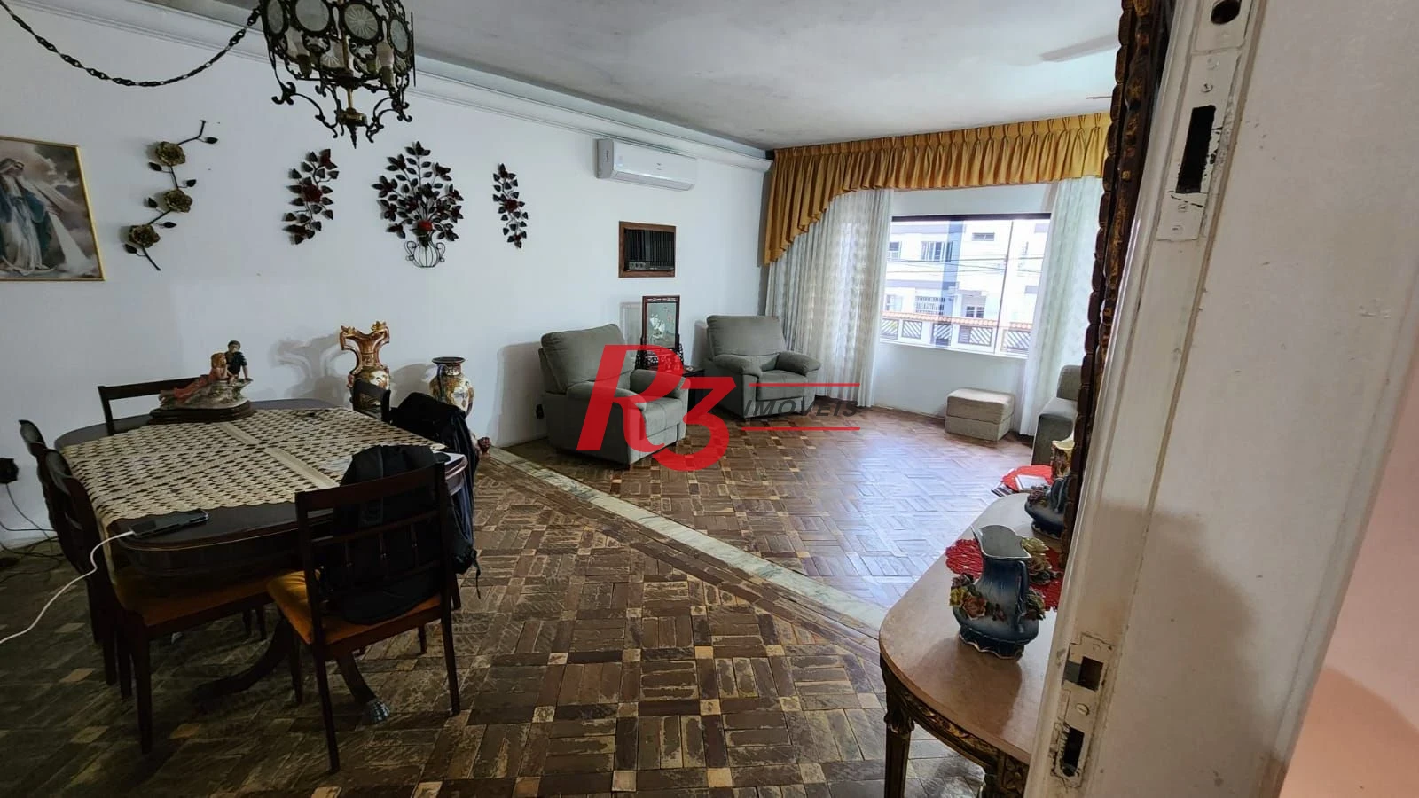Sobrado com 3 dormitórios à venda, 330 m² por R$ 3.300.000,00 - Aparecida - Santos/SP