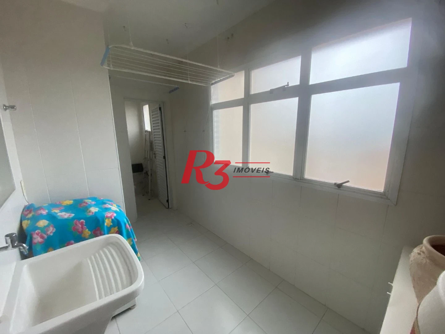 Apartamento com 3 dormitórios à venda, 138 m² por R$ 2.000.000,00 - Embaré - Santos/SP