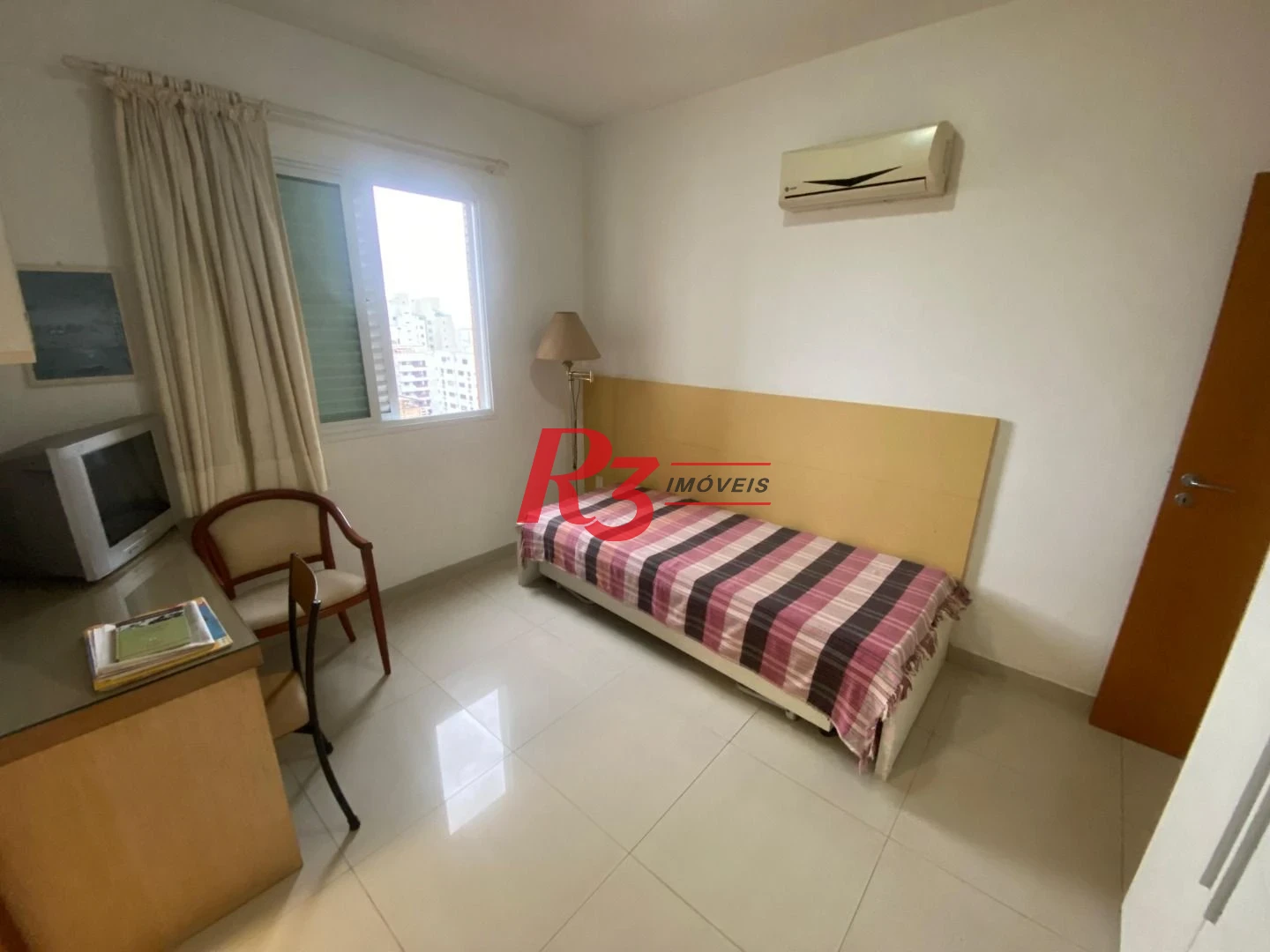 Apartamento com 3 dormitórios à venda, 138 m² por R$ 2.000.000,00 - Embaré - Santos/SP
