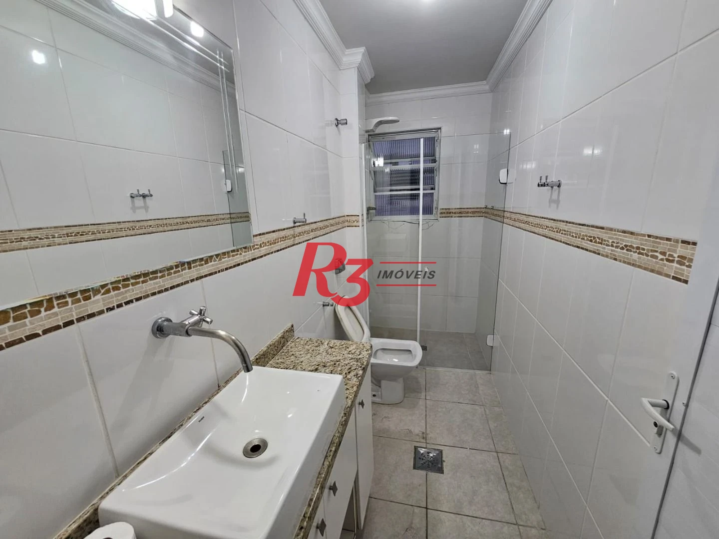 Apartamento com 2 dormitórios à venda, 81 m² por R$ 585.000,00 - José Menino - Santos/SP