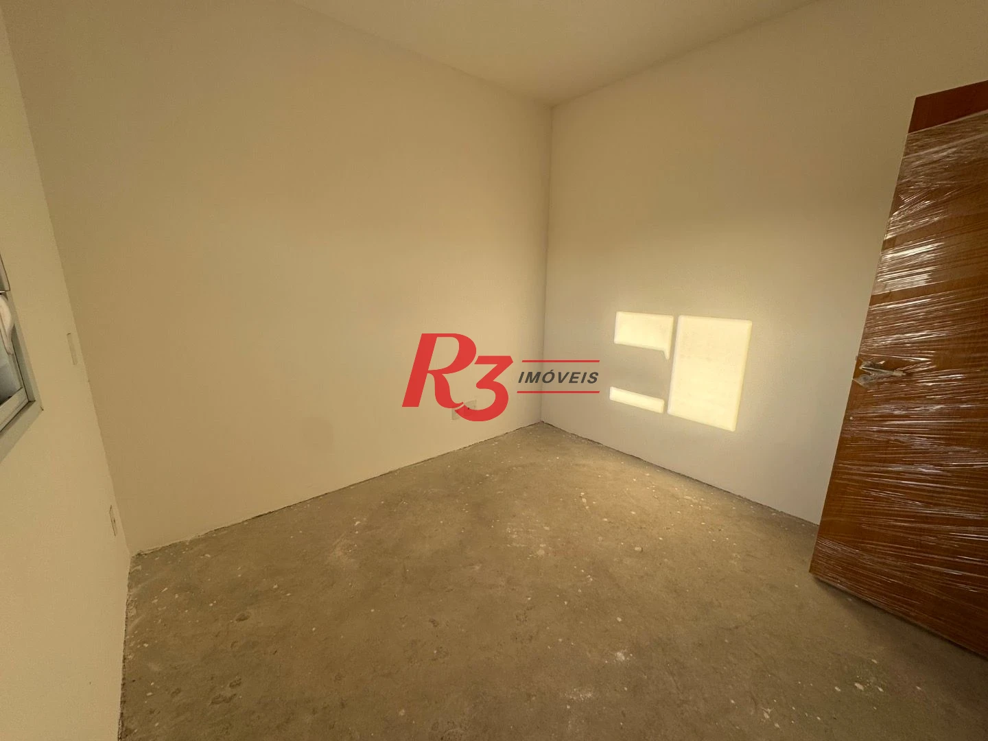 Apartamento com 2 dormitórios à venda, 77 m² por R$ 560.000,00 - Ponta da Praia - Santos/SP