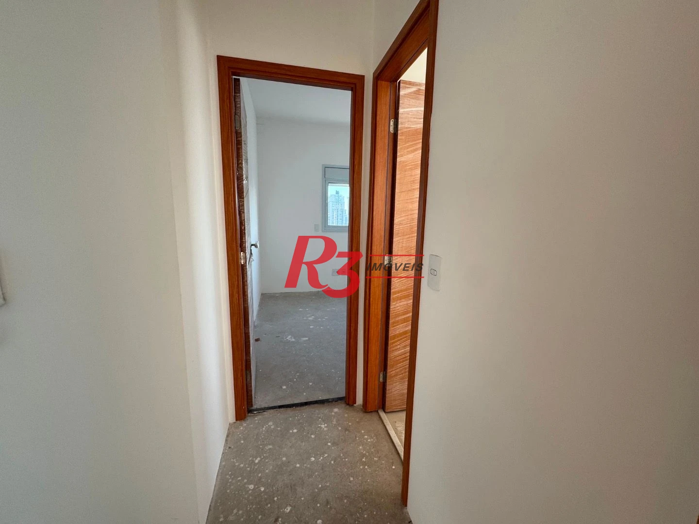 Apartamento com 2 dormitórios à venda, 77 m² por R$ 560.000,00 - Ponta da Praia - Santos/SP