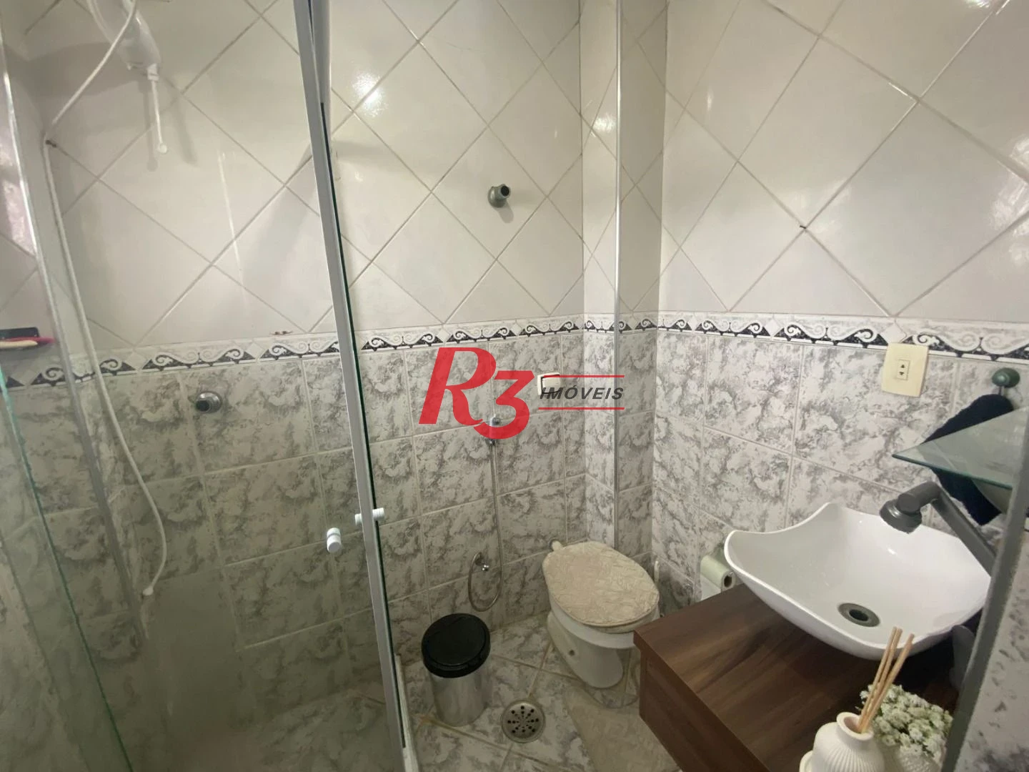 Apartamento com 3 dormitórios à venda, 143 m² por R$ 600.000,00 - Campo Grande - Santos/SP