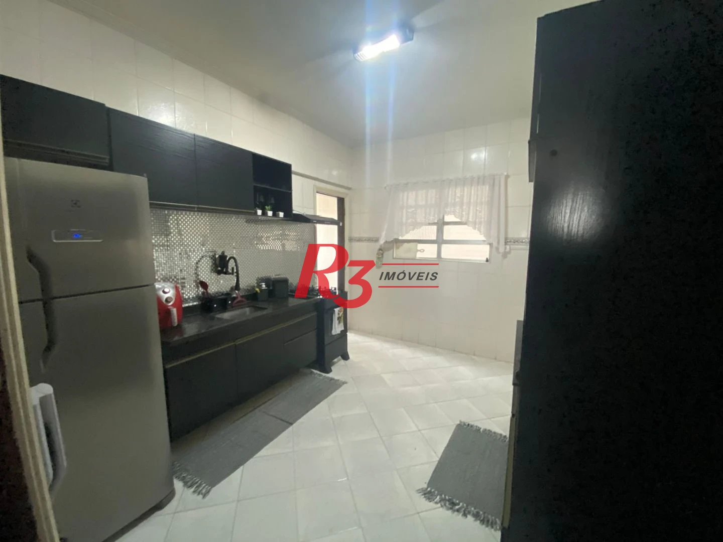Apartamento com 3 dormitórios à venda, 143 m² por R$ 600.000,00 - Campo Grande - Santos/SP