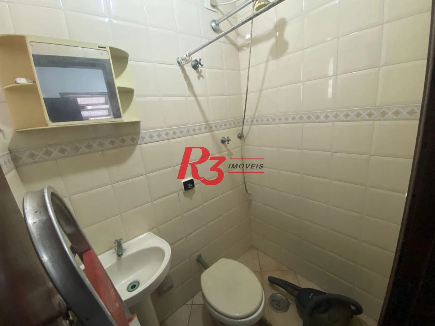 Apartamento com 3 dormitórios à venda, 143 m² por R$ 600.000,00 - Campo Grande - Santos/SP