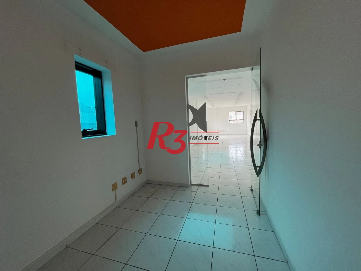 Sala para alugar, 90 m² por R$ 4.500,00 - Gonzaga - Santos/SP