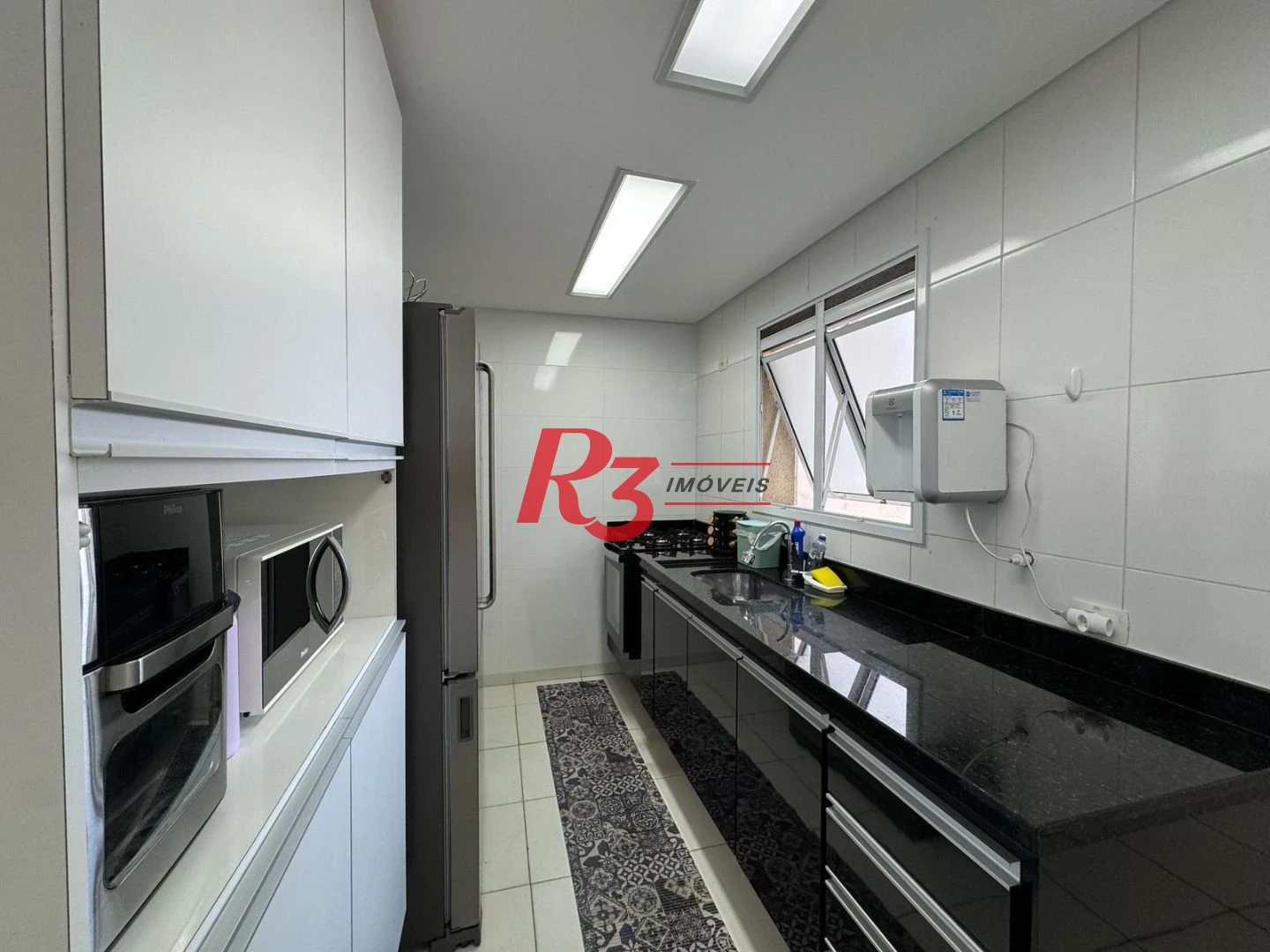Apartamento com 2 dormitórios à venda, 111 m² por R$ 1.150.000,00 - Ponta da Praia - Santos/SP