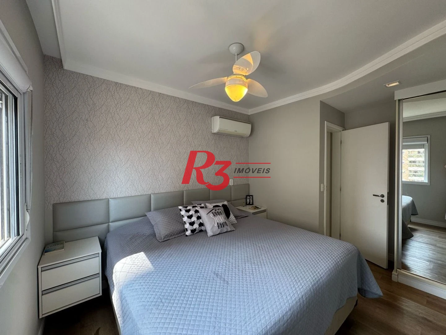 Apartamento com 2 dormitórios à venda, 111 m² por R$ 1.150.000,00 - Ponta da Praia - Santos/SP