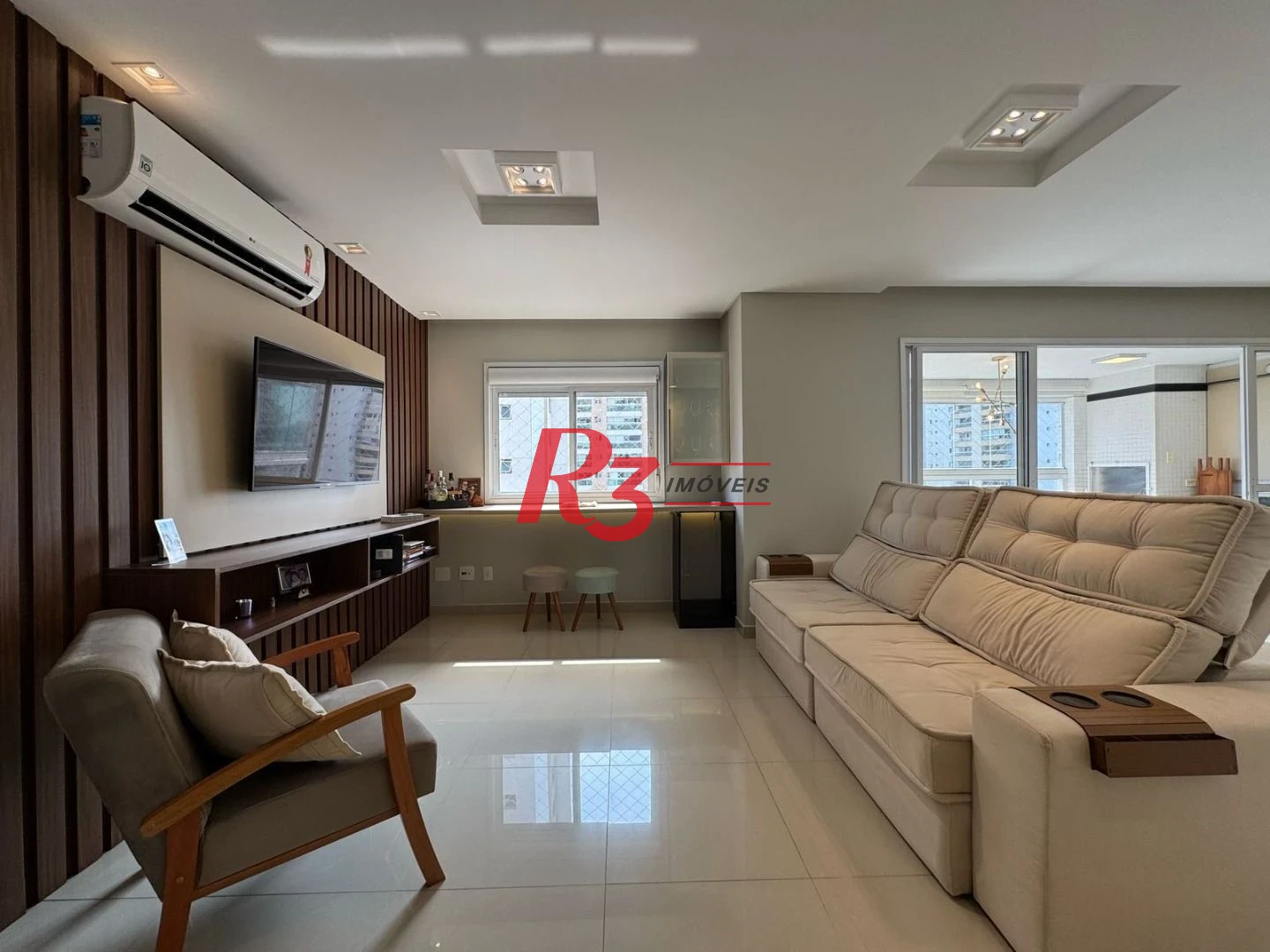 Apartamento com 2 dormitórios à venda, 111 m² por R$ 1.150.000,00 - Ponta da Praia - Santos/SP